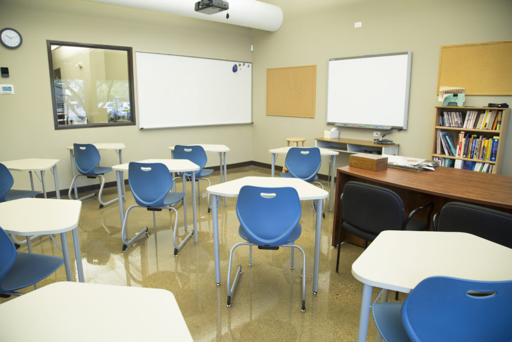 BK6A0110 Class room corner facing